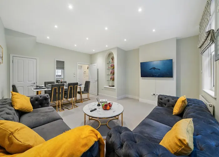 Chic 2 Bed Maisonette In Mayfair 32A